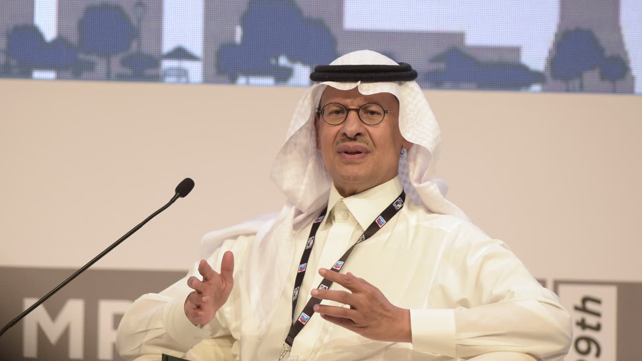 وزير الطاقة السعودي يعلن عن اكتشافات جديدة للزيت والغاز في المنطقة الشرقية والزيت