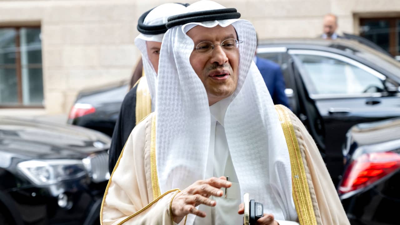 وزير الطاقة السعودي: من لم يشارك في أسهم أرامكو "سيعض أصابع الندم"